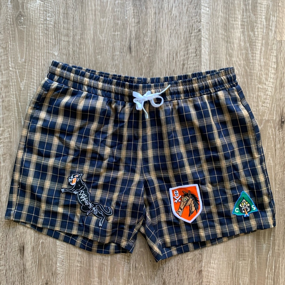 Cheatin Snakes Plaid Men's Streetwear Shorts with Embroidered Patches